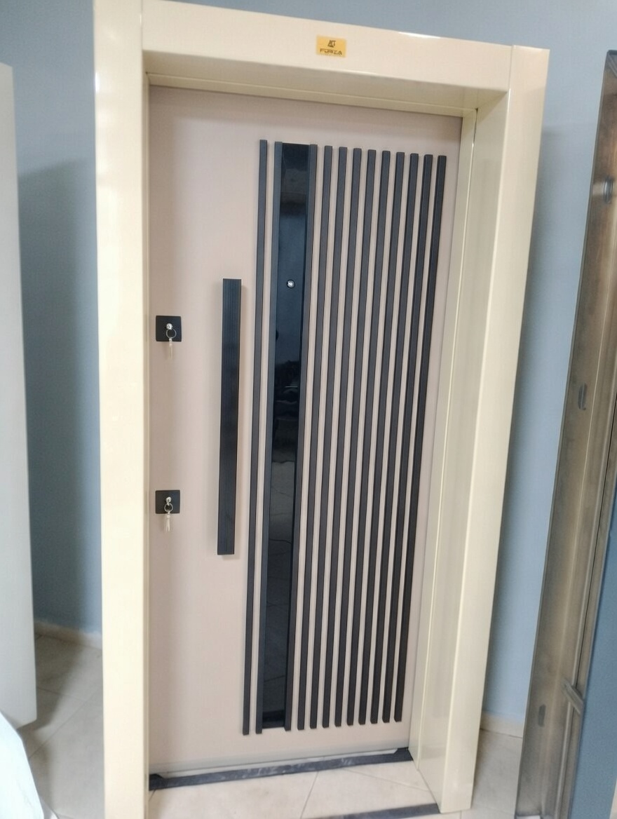 Kabartma Daire Kapısı - Çelik Kapı Modeli
